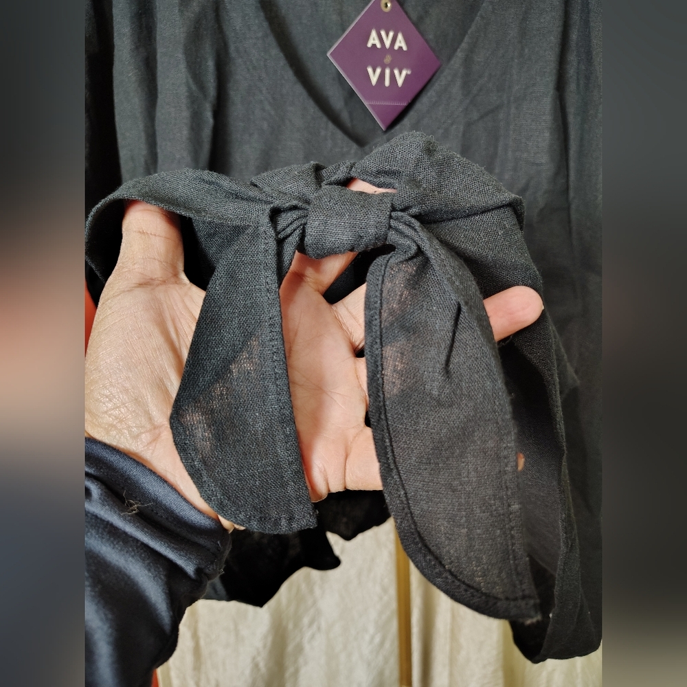 Ava & Viv Black Linen Blend Tie-Front Top | Size 4X - Picture 5 of 9